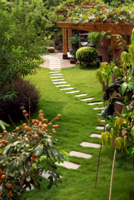 paved garden walkway for a beautiful landscape